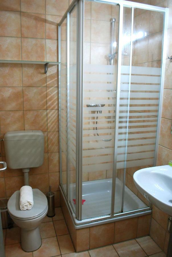 Ferienwohnung Auf Pferdehof Dreetz Exteriör bild